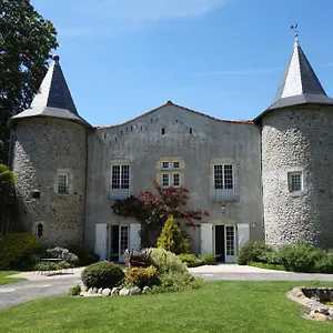 https://chateau-de-vidaussan.midi-pyreneeshotels.com