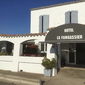 https://le-fangassier.fr-provencehotel.com